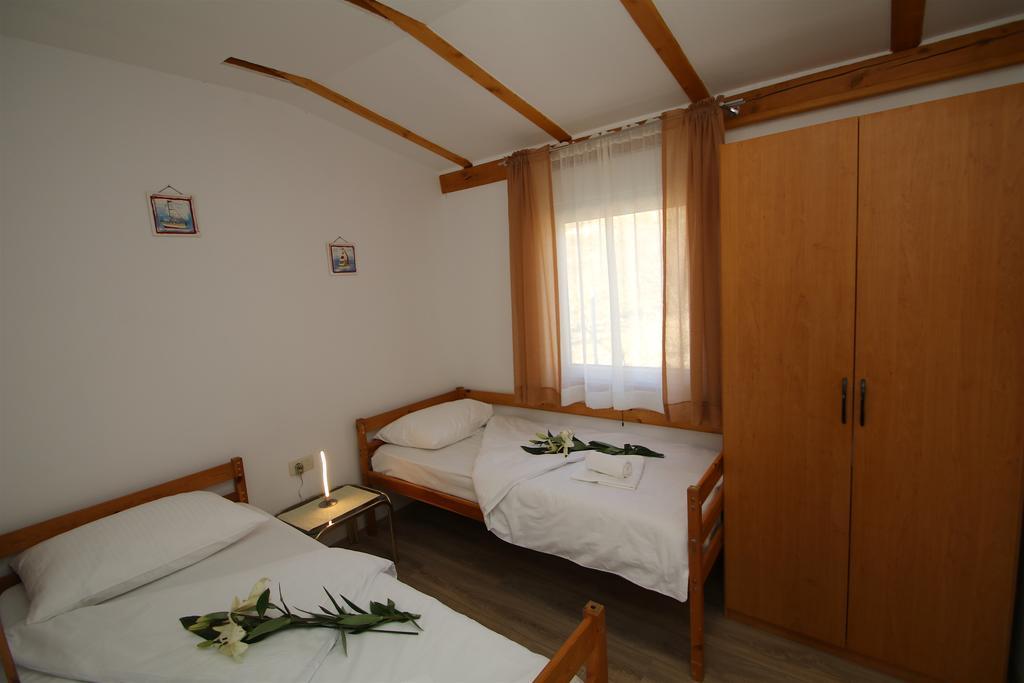 Oak House Villa Zadvarje Dış mekan fotoğraf