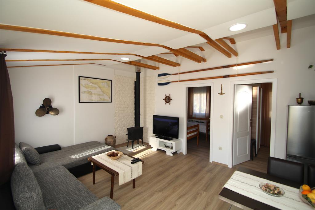 Oak House Villa Zadvarje Dış mekan fotoğraf