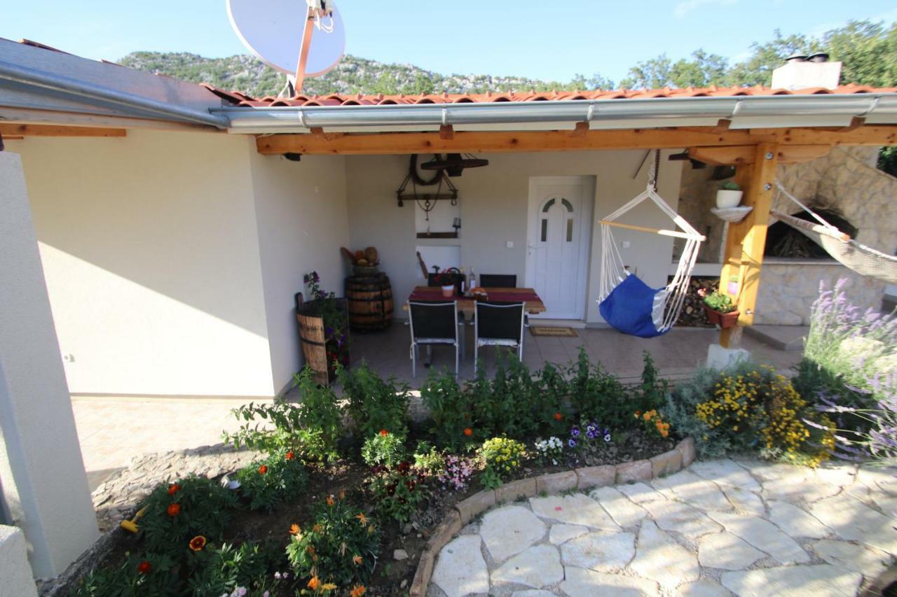 Oak House Villa Zadvarje Dış mekan fotoğraf